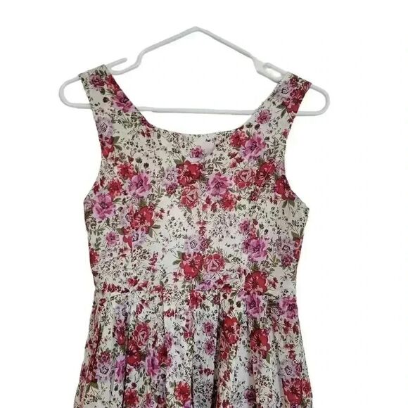 Forever 21 Women's White, Red & Pink Cotton Floral Sleeveless A-Line Lined Dress - Picture 7 of 11
